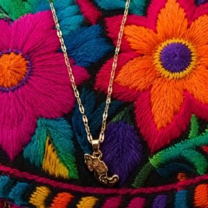 Collar con Silueta de la República Mexicana - Colección de Joyería Viva México